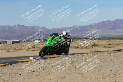 media/Dec-10-2023-SoCal Trackdays (Sun) [[0ce70f5433]]/Turn 9 Inside Set 1 (1115am)/